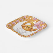 Cute Pretzel Girl Birthday Party ペーパープレート (傾斜あり)