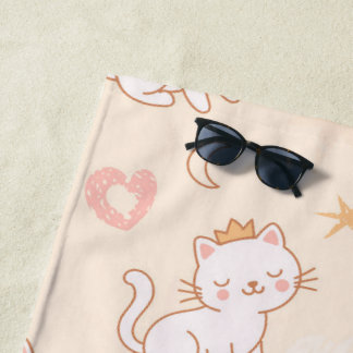 Cute Princess Cat Wearing Crown ビーチタオル