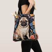 Cute Pug Elegant Colorful Floral トートバッグ (クローズアップ)