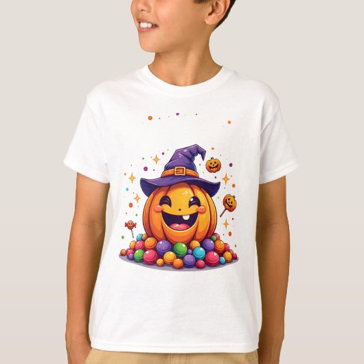 Cute Pumpkin Candy Pile Halloween T-Shirt Tシャツ (正面)