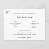 Cute Rabbit On A Picnic With Balloons Invitation ポストカード (裏面)