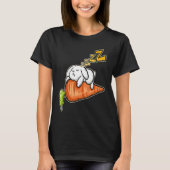 Cute Rabbit Sleeping On A Carrot On Easter Tシャツ (正面)