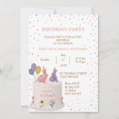 Cute Rabbits on Cake Joint Birthday Sister Brother 招待状 (正面)