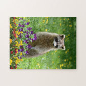 Cute Raccoon in Flower Garden Wildlife ジグソーパズル (横)