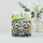 Cute Raccoons in the Rain ポストカード (スタンド正面)