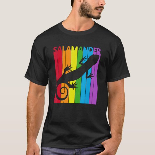 Cute Rainbow Salamander animal Tシャツ (正面)