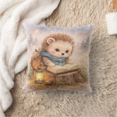 Cute Reading Hedgehog Kids Room & Nursery クッション (ブランケット)