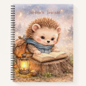 Cute Reading Hedgehog Personalized Kids Journal ノートブック (正面)