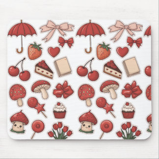 Cute Red Aesthetic Mushroom Strawberry Dessert Pat マウスパッド
