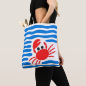 Cute Red Crab & Blue Waves Coastal トートバッグ (クローズアップ)