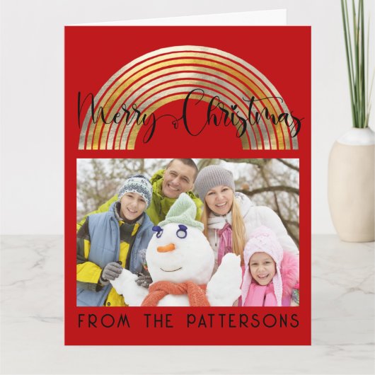 Cute Red Gold Rainbow Family Photo Merry Christmas カード (正面)