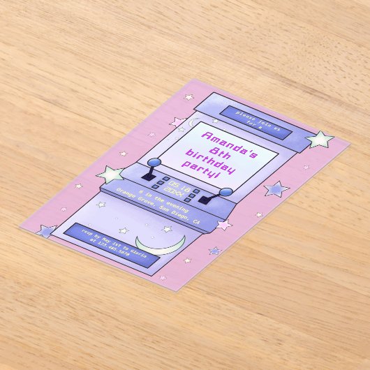 Cute Retro Arcade Game Kids Birthday アクリル招待状 (レイダウン)