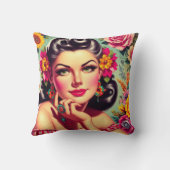 Cute Retro Floral Pin-up Portrait クッション (裏面)