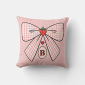 Cute Retro Monogram Initials Strawberry Coquette クッション (正面)