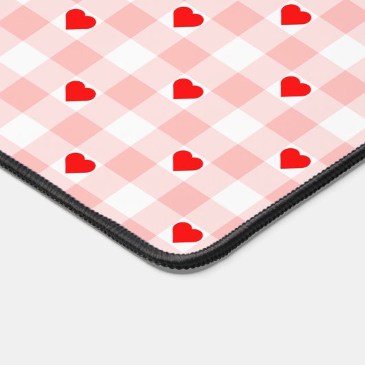 Cute Retro Pink Heart Gingham Plaid pattern デスクマット (コーナー)