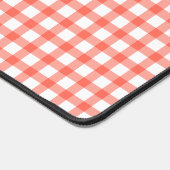 Cute Retro Red Gingham Plaid pattern デスクマット (コーナー)