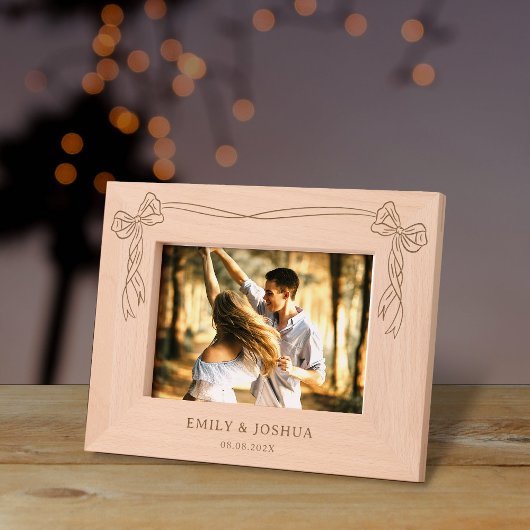 Cute Ribbon Bow Custom Name Or Text Etched Frames レーザー彫刻フレーム