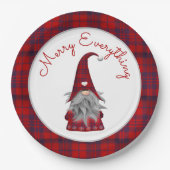 Cute Rustic Merry Christmas Plaid Gnome ペーパープレート (正面)