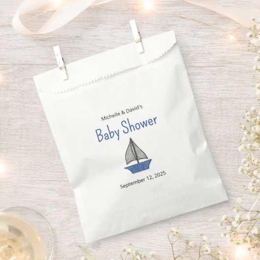 Cute Sailboat Nautical Baby Boy Couples Shower フェイバーバッグ (クリップ留めされた状態)