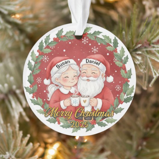 Cute Santa Couple Holiday Keepsake with Custom Nam オーナメント (ツリー)