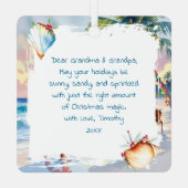 Cute Santa on Beach with Reindeer Personalized メタルオーナメント (裏面)