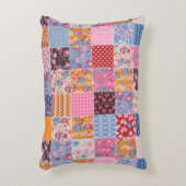Cute seamless patchwork pattern アクセントクッション (正面(垂直))