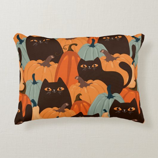 Cute seamless pattern with black cats and pumpkins アクセントクッション (正面)