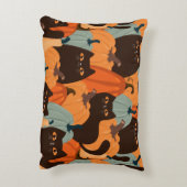 Cute seamless pattern with black cats and pumpkins アクセントクッション (裏面(縦))