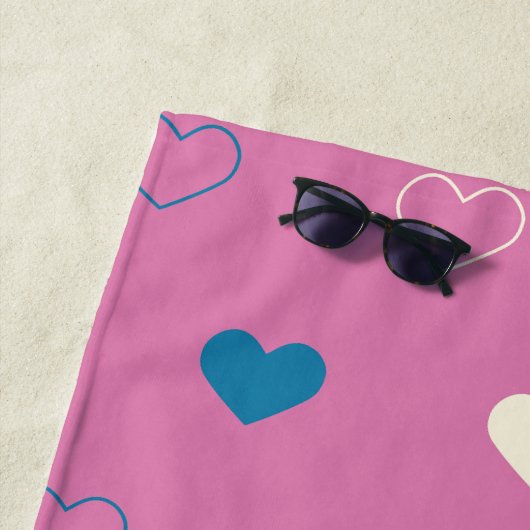 Cute Simple Heart Pattern ビーチタオル (インサイチュ)