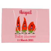 Cute singing chilli peppers cartoon illustration ラージペーパーバッグ (裏面)