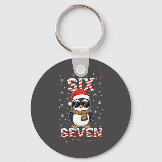 Cute Six Seven 67 Penguin Kids Christmas Holiday L キーホルダー (正面)