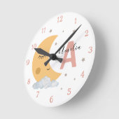 Cute Sleeping Moon Baby Nursery Clock Peach Pink ラウンド壁時計 (傾斜)