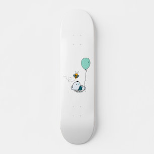 Cute sleeping panda bear with bee スケートボード