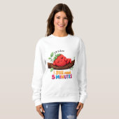 Cute Sleeping Strawberry – Women’s Crewneck Sweats スウェットシャツ (正面フル)
