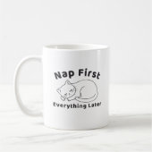 Cute Sleepy Cat “Nap First” Line Art Design コーヒーマグカップ (左)