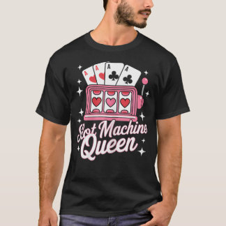 Cute Slot Machine Queen Casino Gambling Poker Play Tシャツ