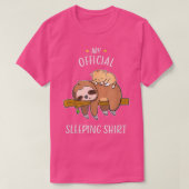 Cute Sloth Baby Cat Sleeping Pajamas Funny Tシャツ (デザイン正面)
