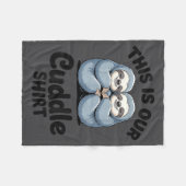 Cute Sloth Couple This Is Our Cuddle  フリースブランケット (正面(横))