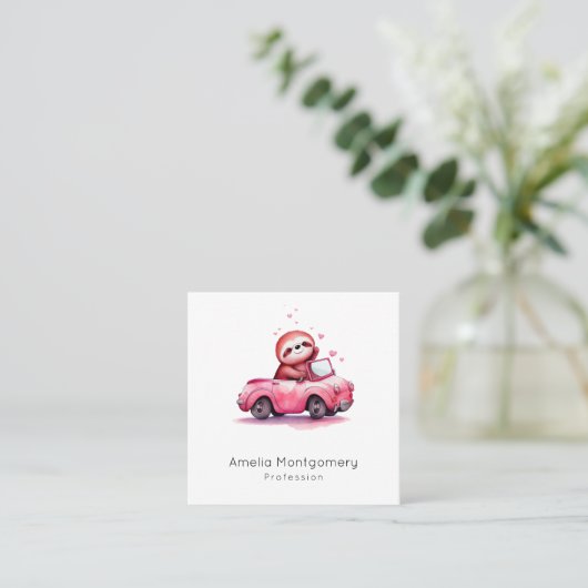 Cute Sloth Driving a Pink Convertible スクエア名刺 (スタンド正面)