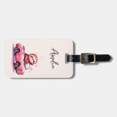 Cute Sloth Driving a Pink Convertible ラゲッジタグ (正面横)