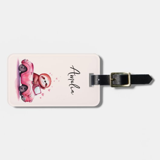 Cute Sloth Driving a Pink Convertible ラゲッジタグ (正面横)