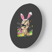Cute Sloth Easter Egg Hunt Bunny Ear Sloth Happy E ラージ壁時計 (傾斜)