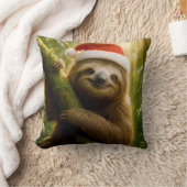 Cute Sloth Wearing a Santa Hat クッション (ブランケット)