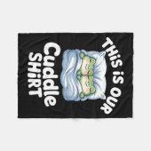 Cute Snuggly Frog Lovers This Is Our Cuddle  フリースブランケット (正面(横))