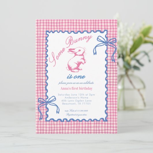 Cute Some Bunny Is One Bow Gingham 1st Birthday  招待状 (スタンド正面)