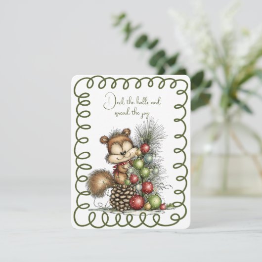 Cute Squirrel Decorating a Christmas Tree シーズンカード (スタンド正面)