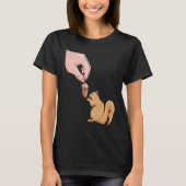 Cute Squirrel Feeding  Food Squirrel Cute Animal Tシャツ (正面)