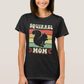 Cute Squirrels Rodent  Squirrel Mom  1 Tシャツ (正面)