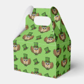 Cute St Patrick's Day Owl Cartoon フェイバーボックス (裏面サイド)