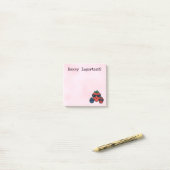 Cute Sticky Notes | Berry Important Post-Its ポストイット (デスク上)